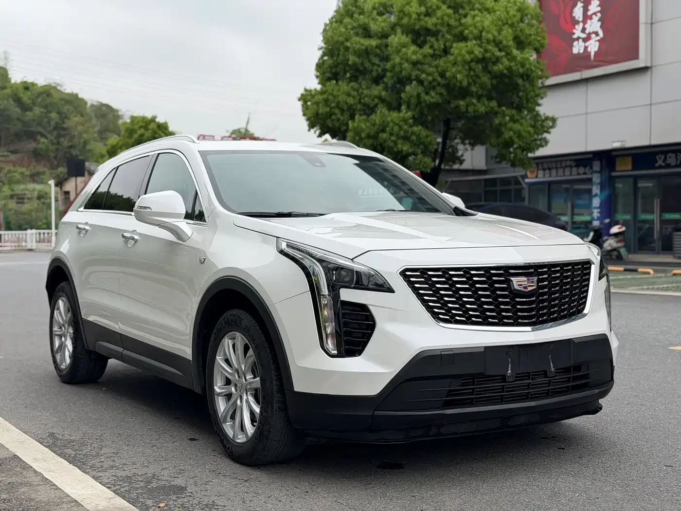 CADILLAC XT4
