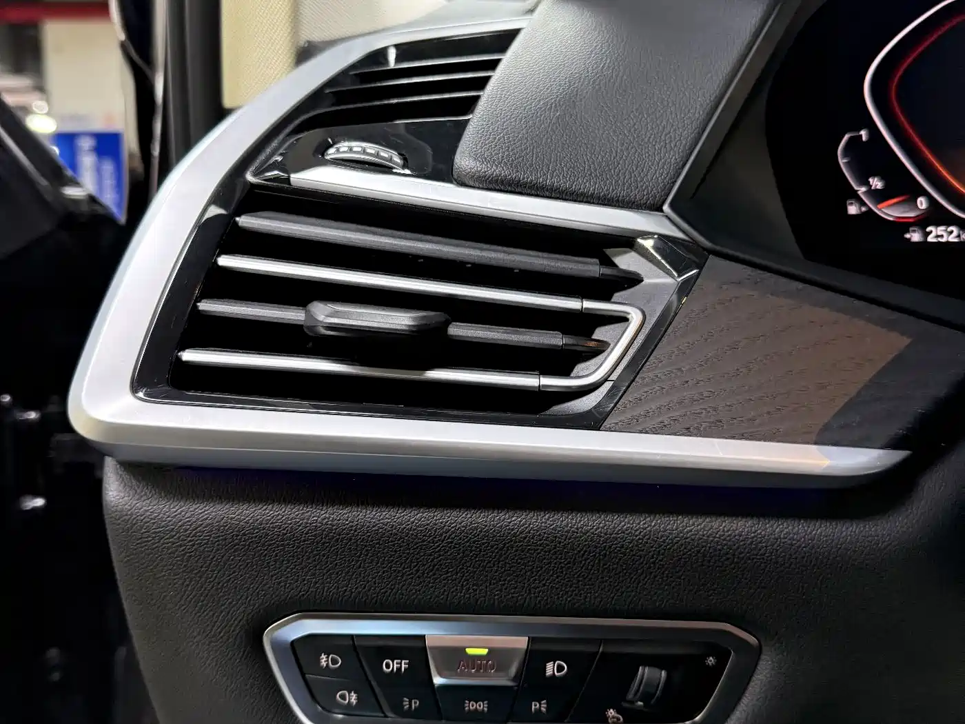 BMW X7 2019 xDrive40i Leading Luxury Package фото 16