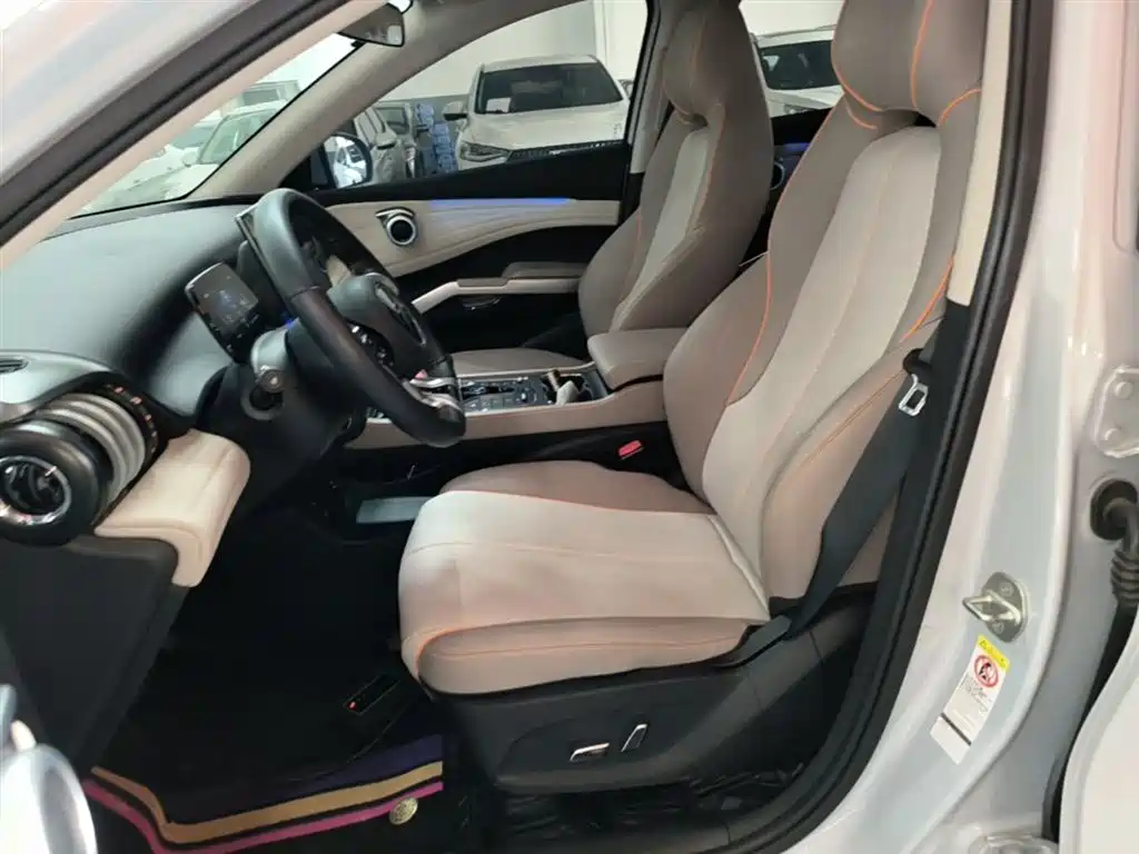 BYD Yuan PLUS 2024 Glory Edition 510KM Leading фото 15