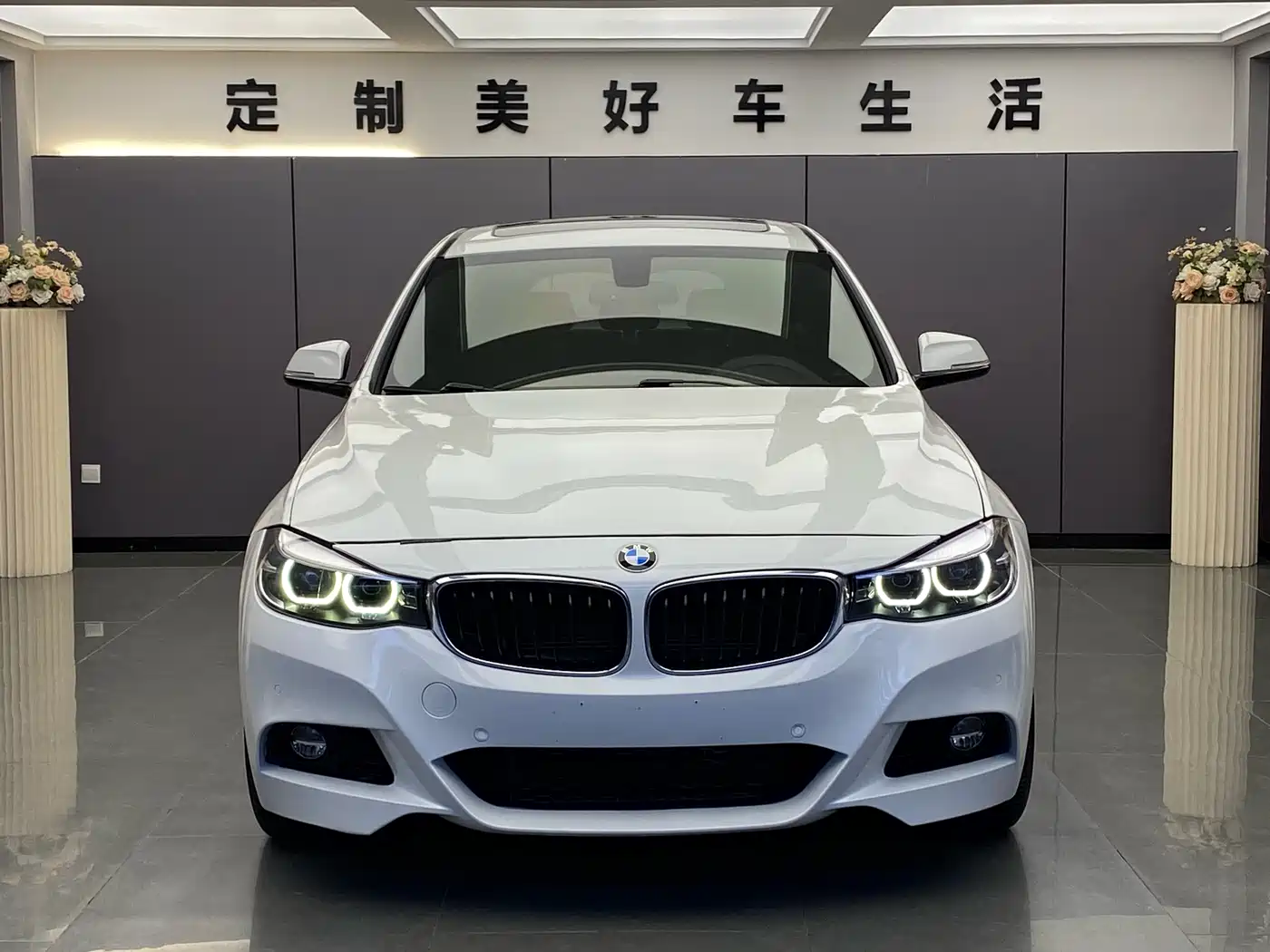 BMW 3 Series GT 2019 320i M Sport Package фото 2