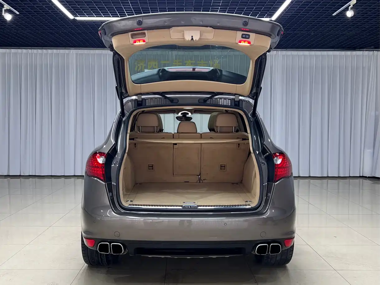 Фото 6 - Porsche Cayenne