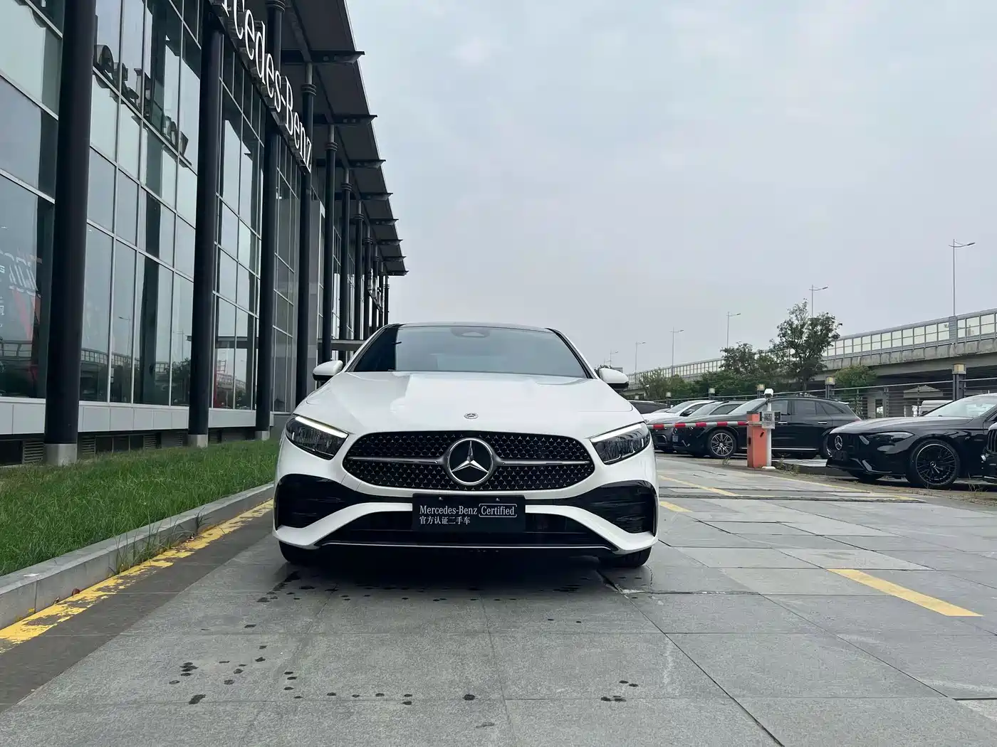 Mercedes-Benz A-Class 2023 A 200 L Dynamic фото 2