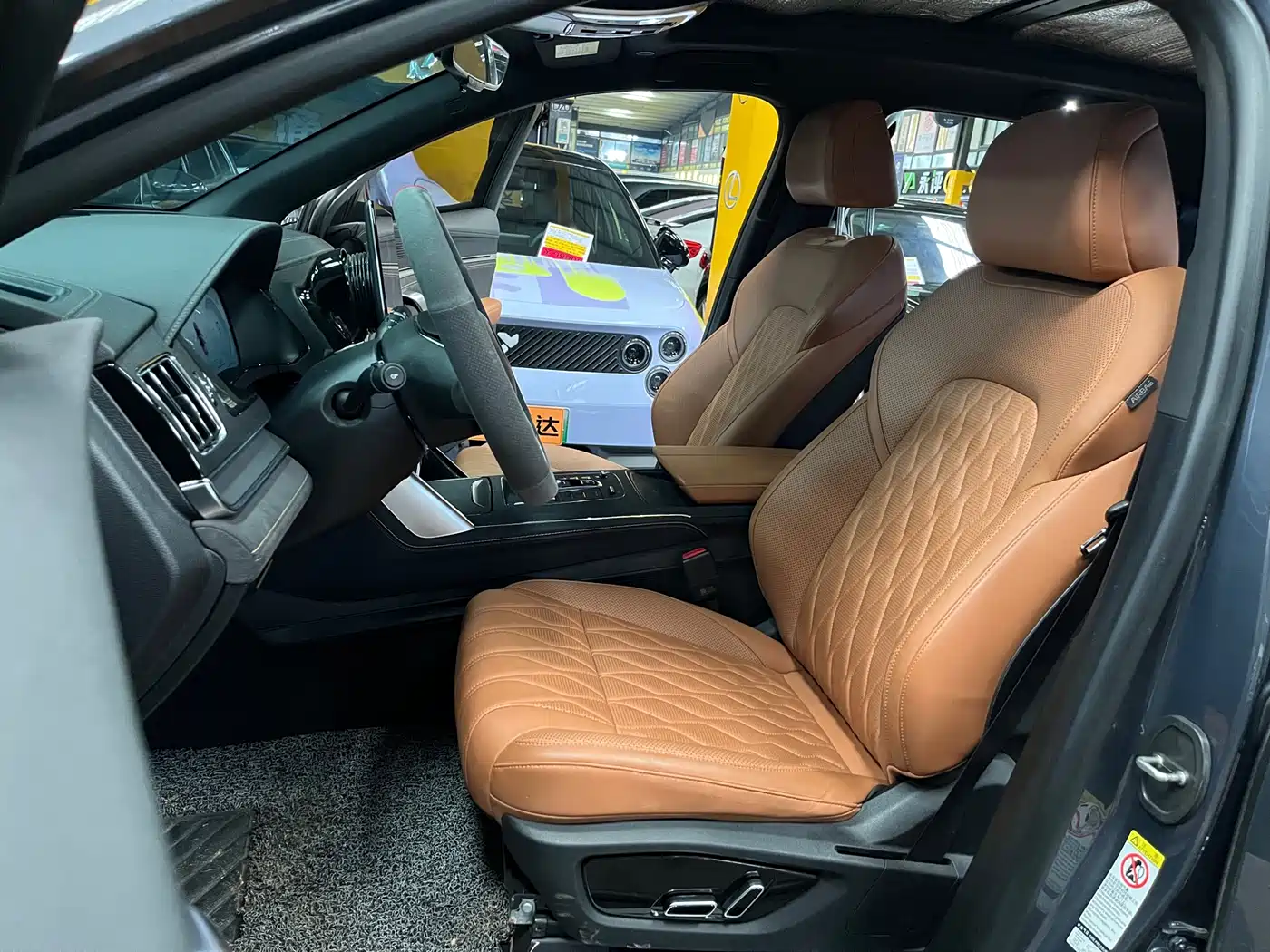 BYD Tang New Energy 2023 Model DM-i Champion Edition 112KM Honor фото 10