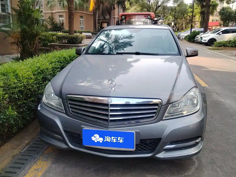 Mercedes-Benz C-Class 2013 C 260 CGI Elegance фото 2