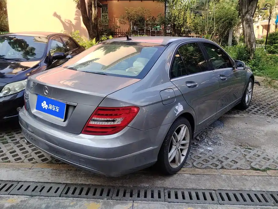 Mercedes-Benz C-Class 2013 C 260 CGI Elegance фото 3