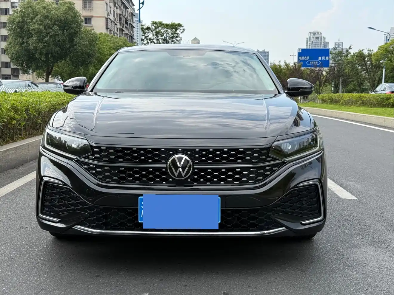 Volkswagen Passat 2022 330TSI Starlight Elite Edition фото 2