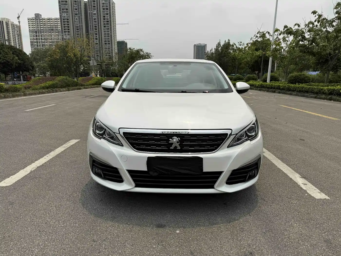 Peugeot 308 2016 230THP Automatic Luxury фото 2