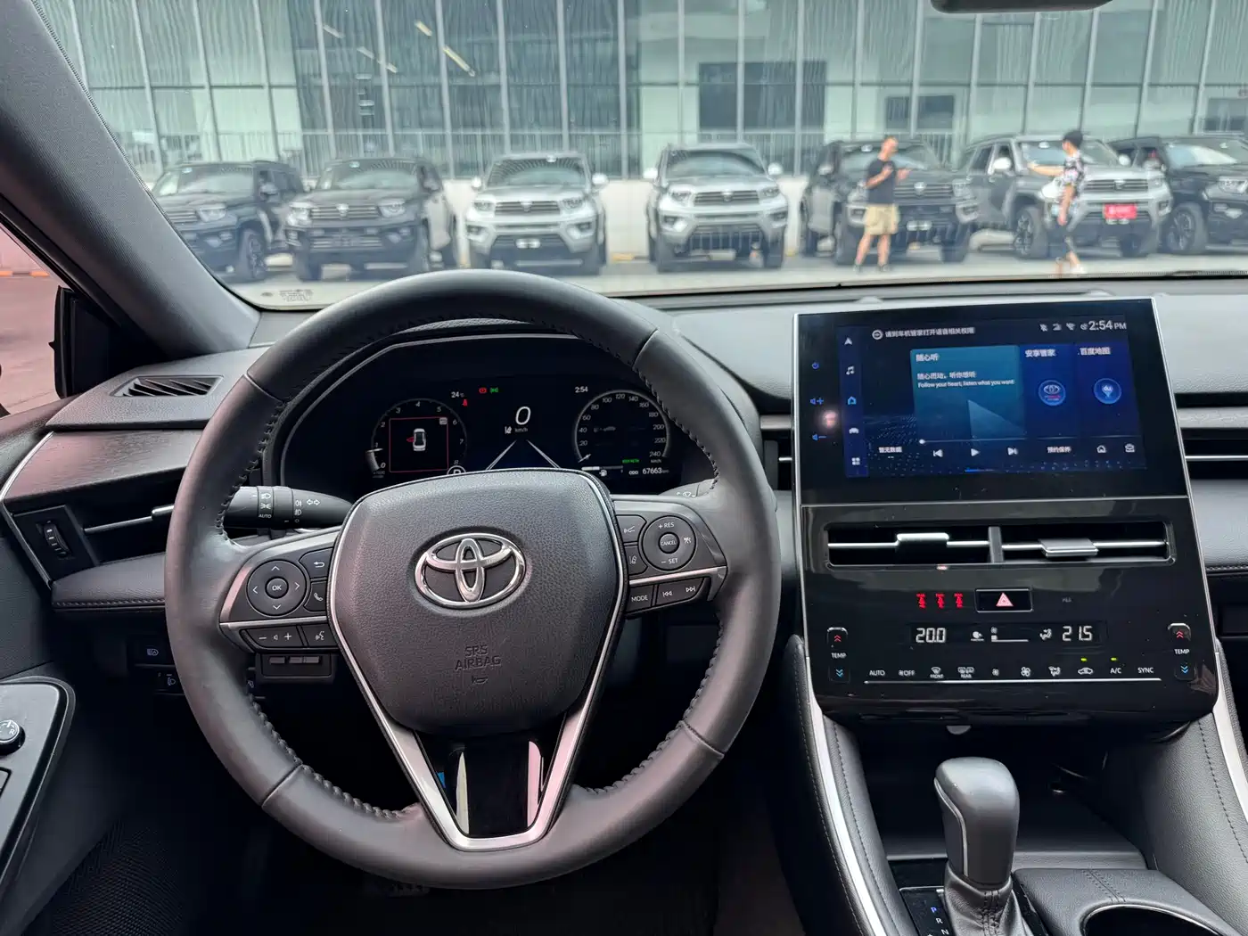 Toyota Avalon 2022 2.0L XLE Premium фото 12