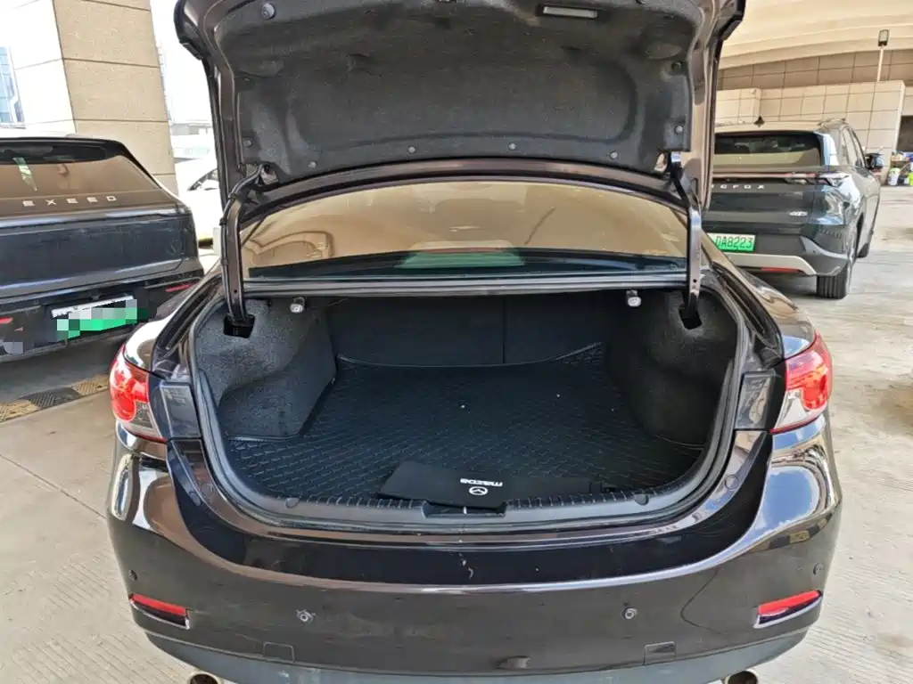 Photo 19 - Mazda Atenza