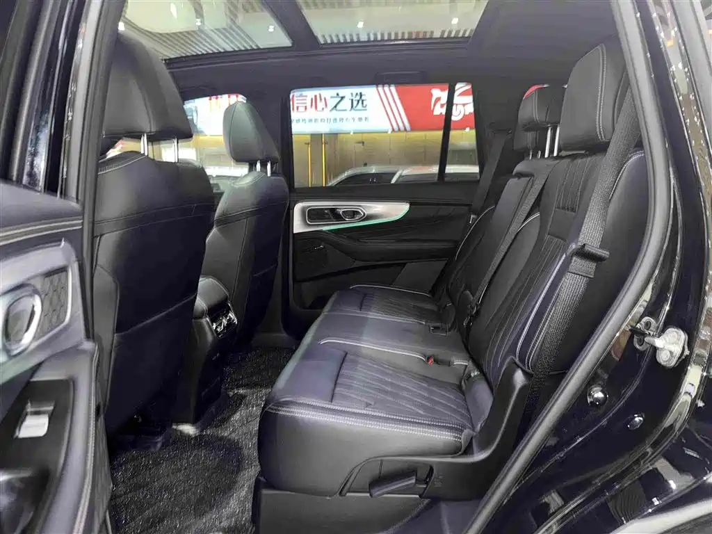 Фото 12 - GAC Trumpchi GS8