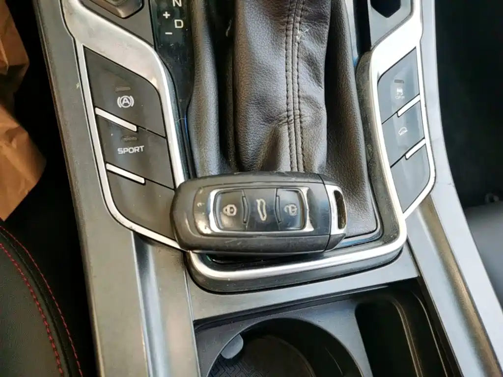 Geely Vision S1 2019 2019 Upgrade 1.5L CVT Luxury