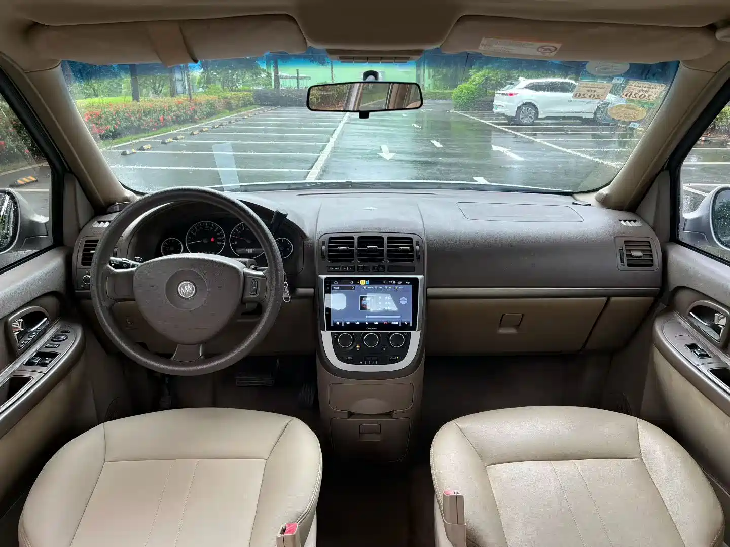 Фото 8 - Buick GL8