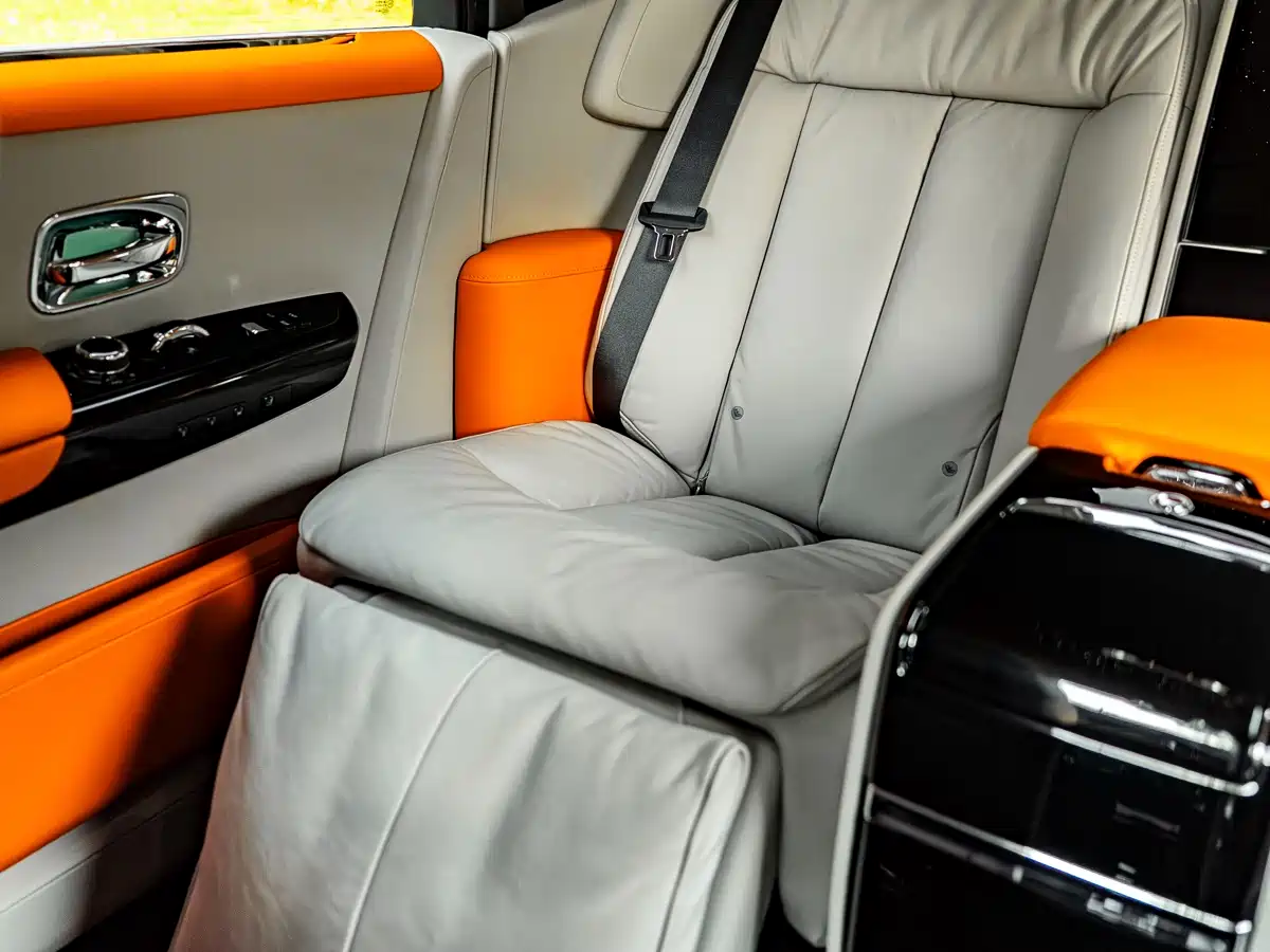 Rolls-Royce Phantom 2023 2024 Long Wheelbase Series II