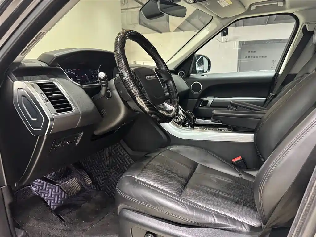 Land Rover Range Rover Sport 2019 3.0 SC V6 Special Edition фото 12