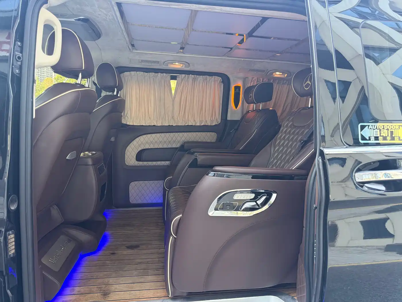Mercedes-Benz Vito 2018 2.0T Business Edition China VI фото 5