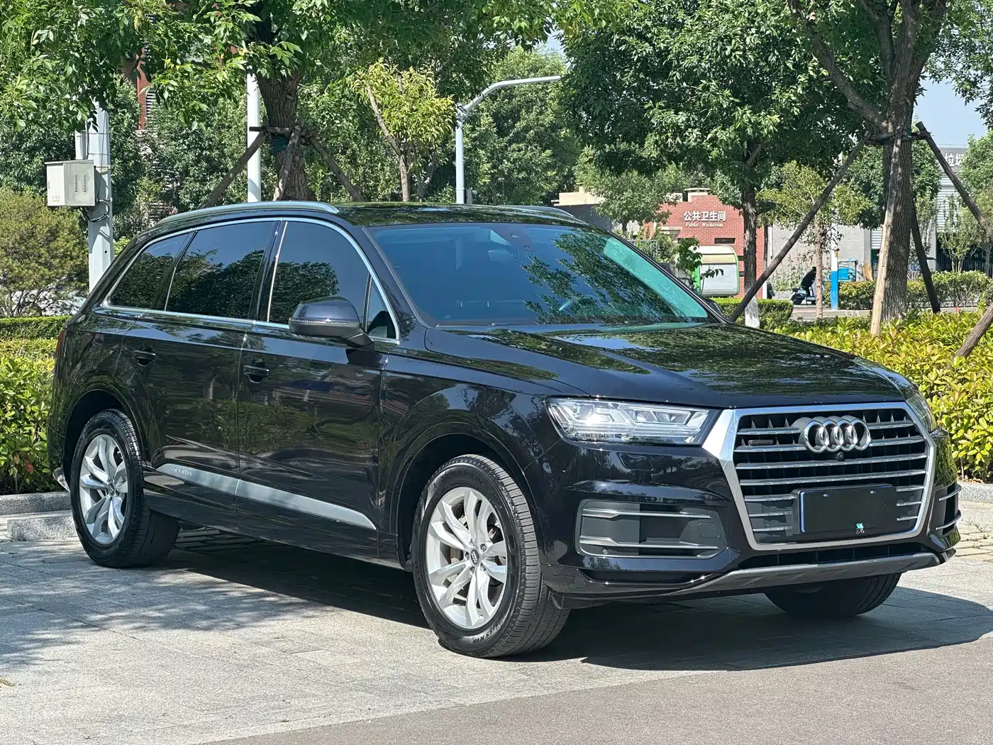 AUDI Q7