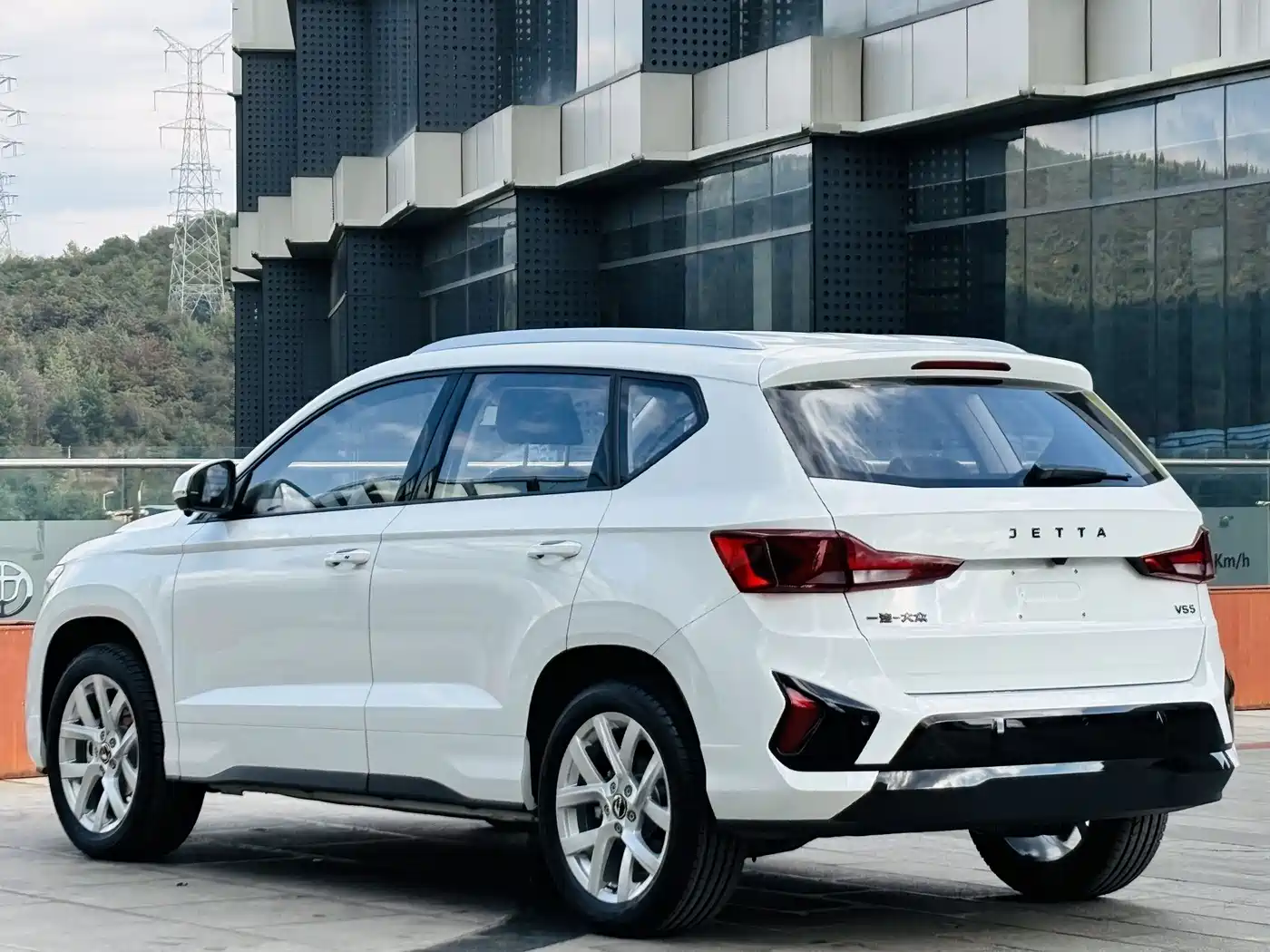 JETTA VS5