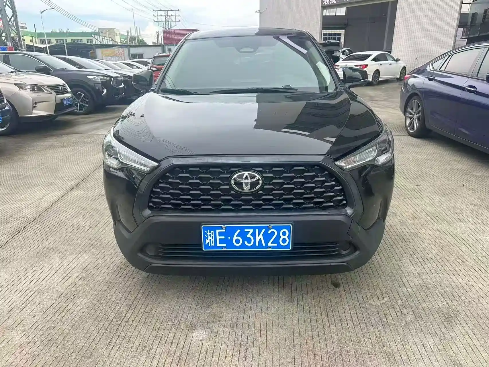 Фото 2 - Toyota Corolla Cross
