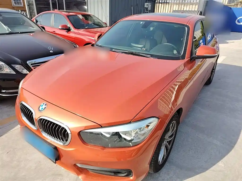 BMW 1 Series (Import) 2016 118i Leading фото 2