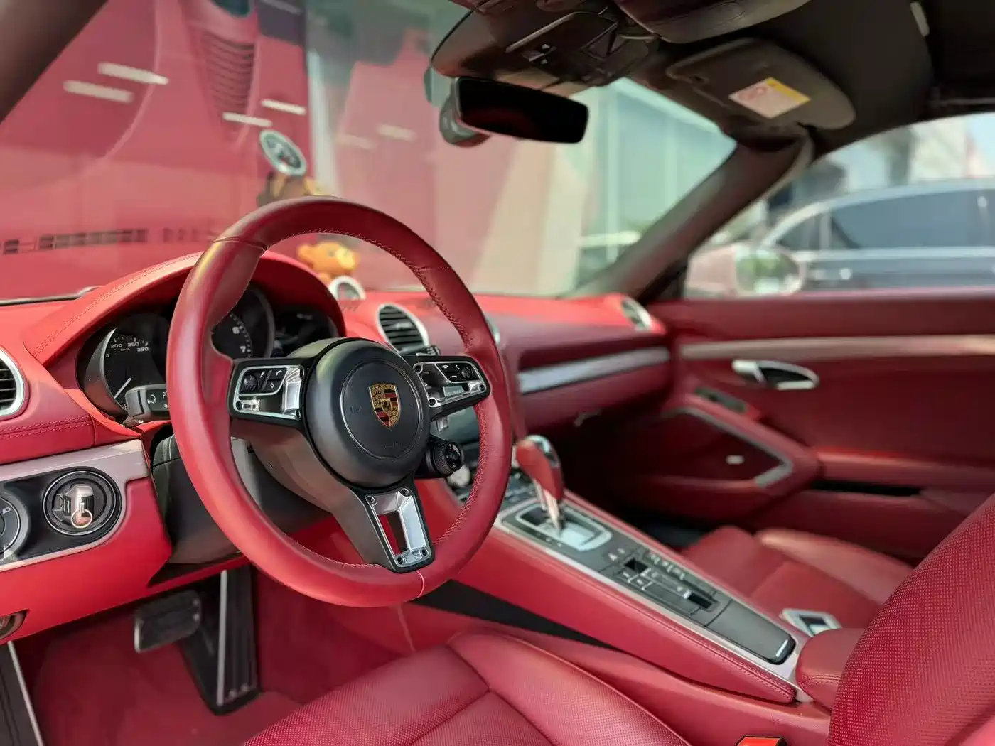 Porsche 718 2022 Boxster 2.0T фото 4