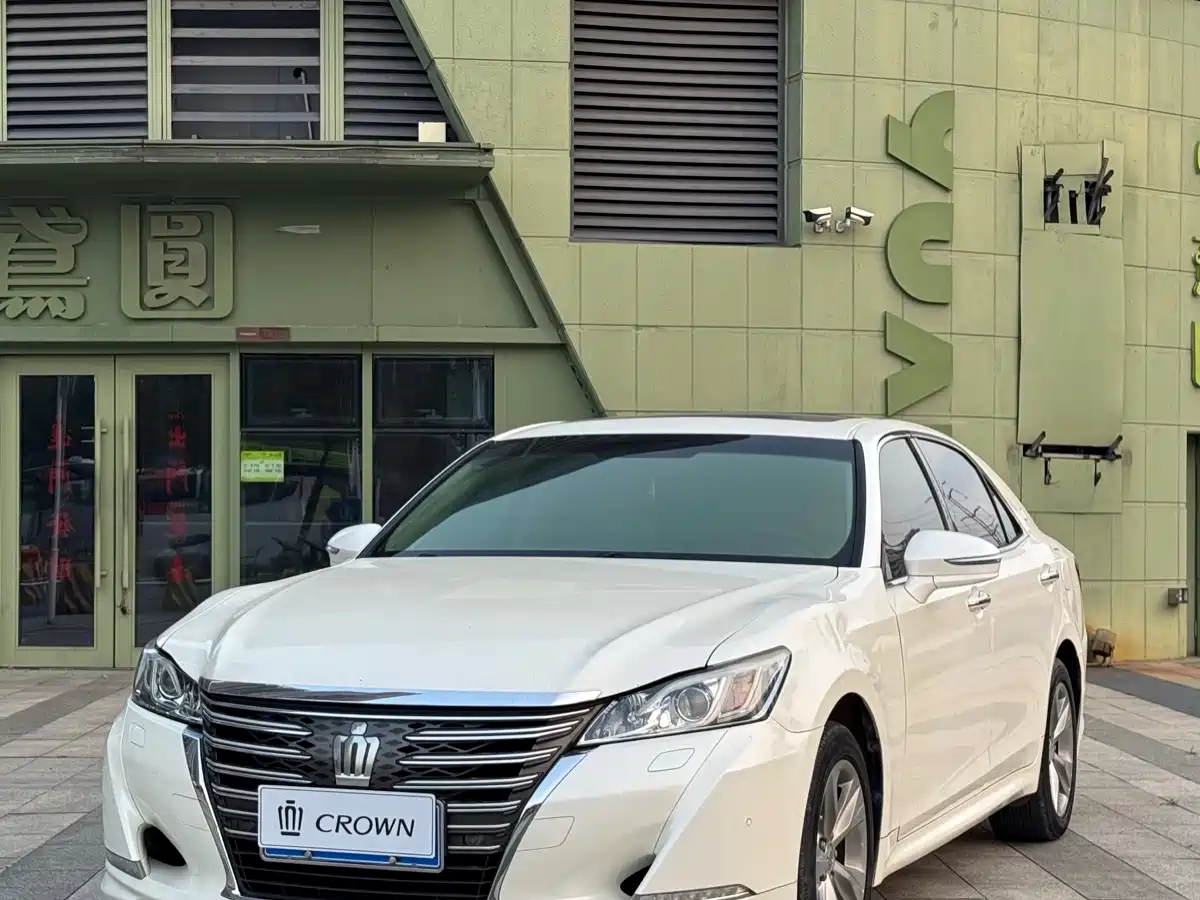 Toyota Crown 2015 2.5L Smart Edition