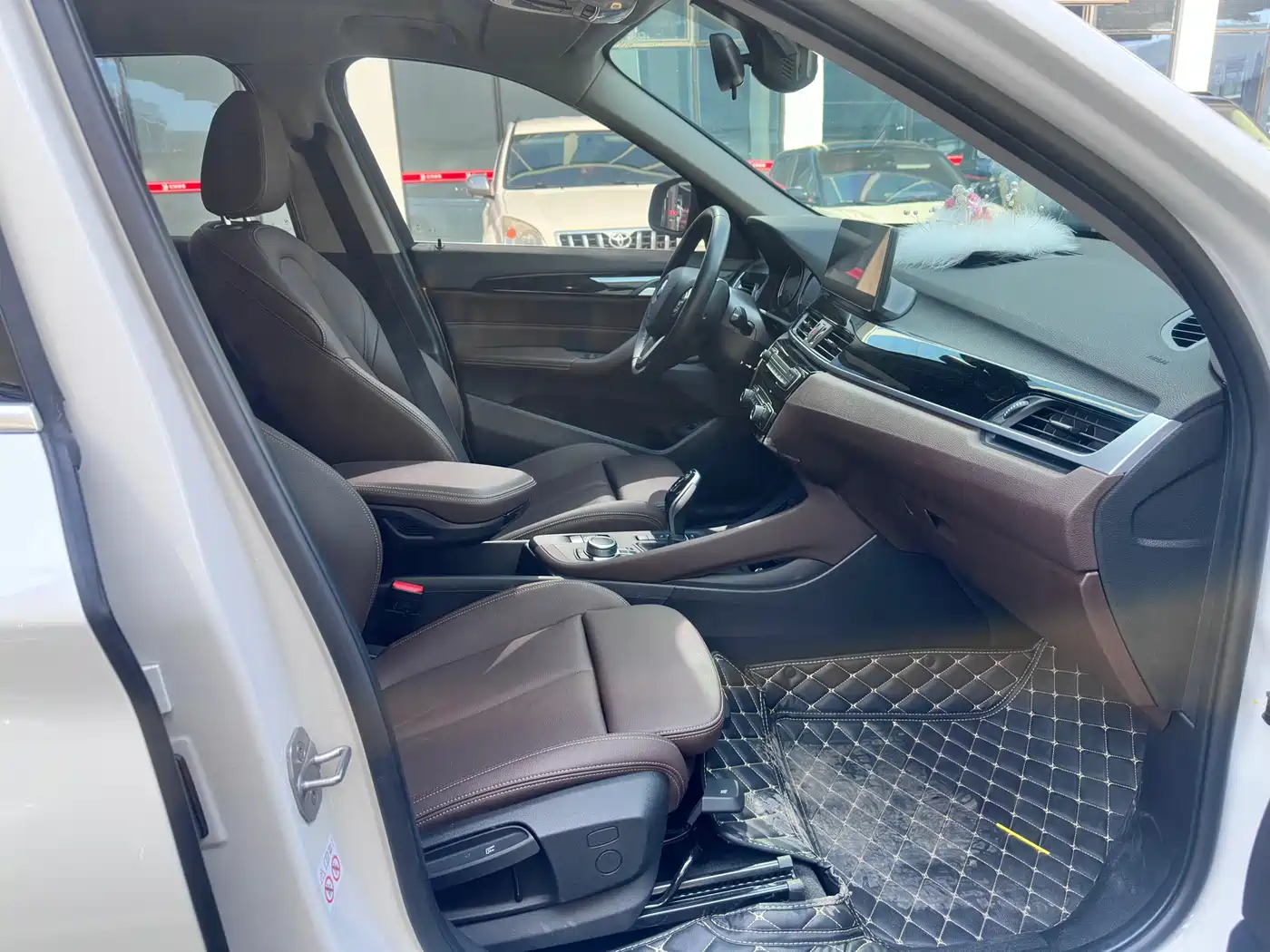 BMW X1 2022 sDrive20Li Fashion фото 11