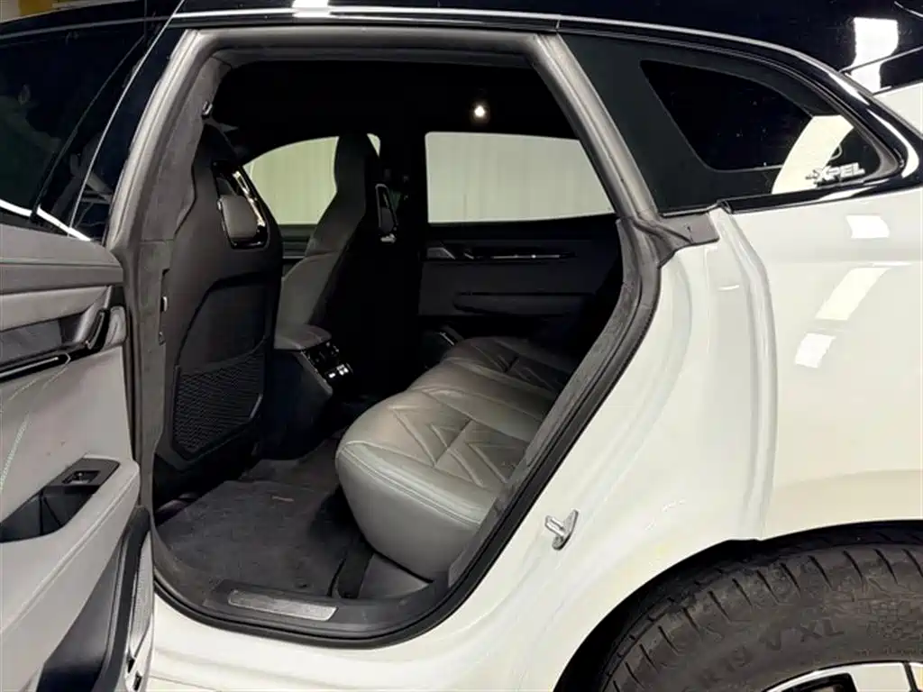 ZEEKR EXTREME KRYPTON 001