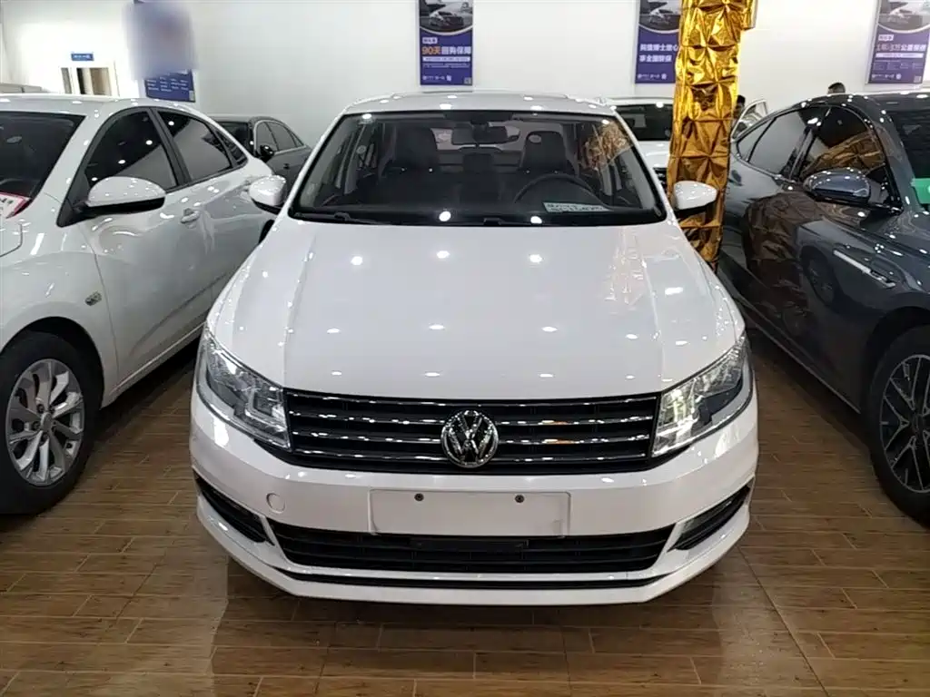 Volkswagen Santana 2018 1.5L Automatic Comfort Edition фото 3