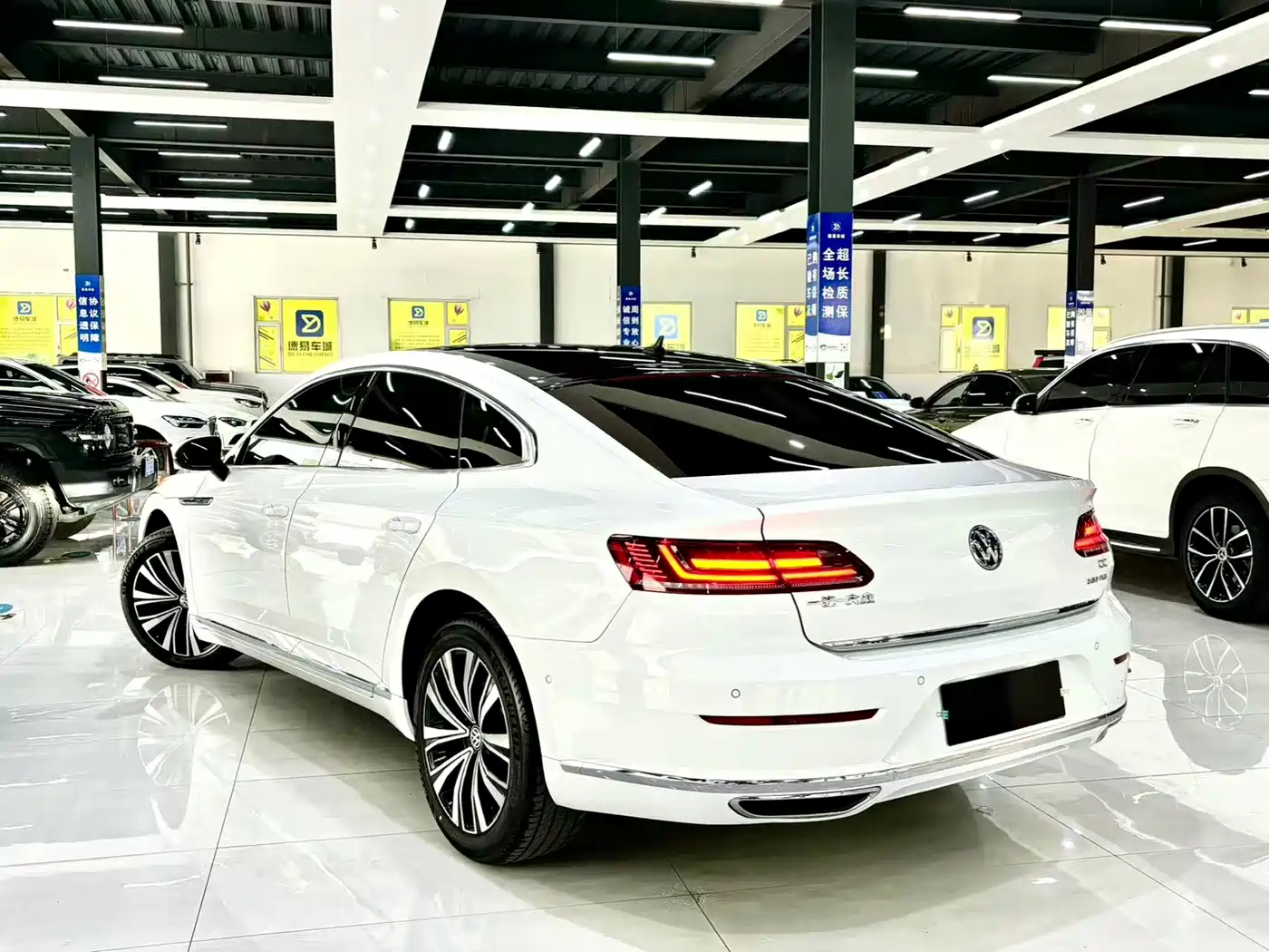Volkswagen FAW-Volkswagen CC 2020 330TSI Glamour Version China VI фото 7