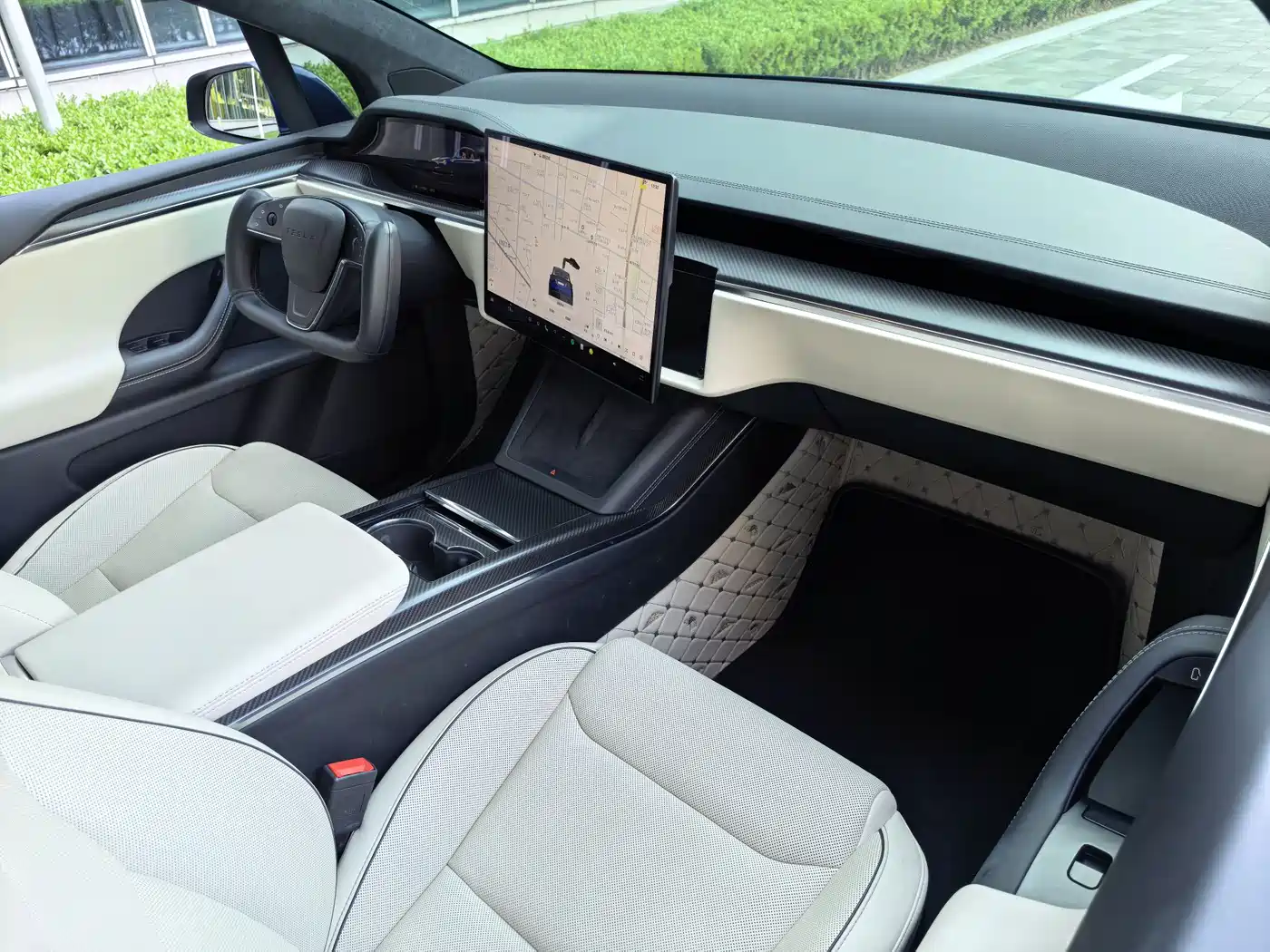 Tesla Model X 2023 Tri-motor AWD Plaid фото 40