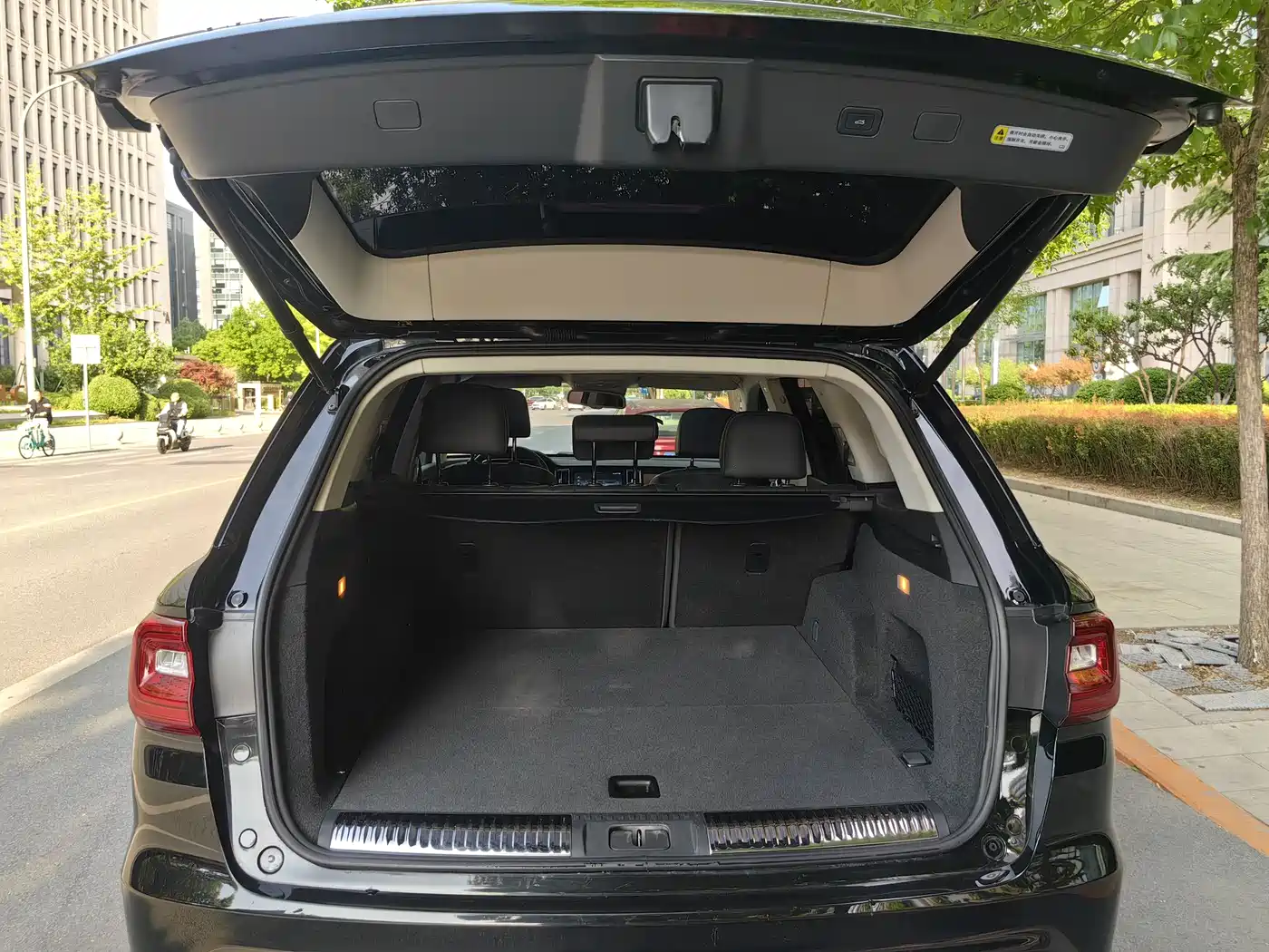 Hongqi HS7 2019 3.0T Automatic 4WD Smart Connection Flag Smooth Edition фото 11
