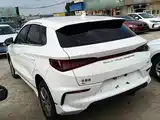Фото 5 - BYD e2