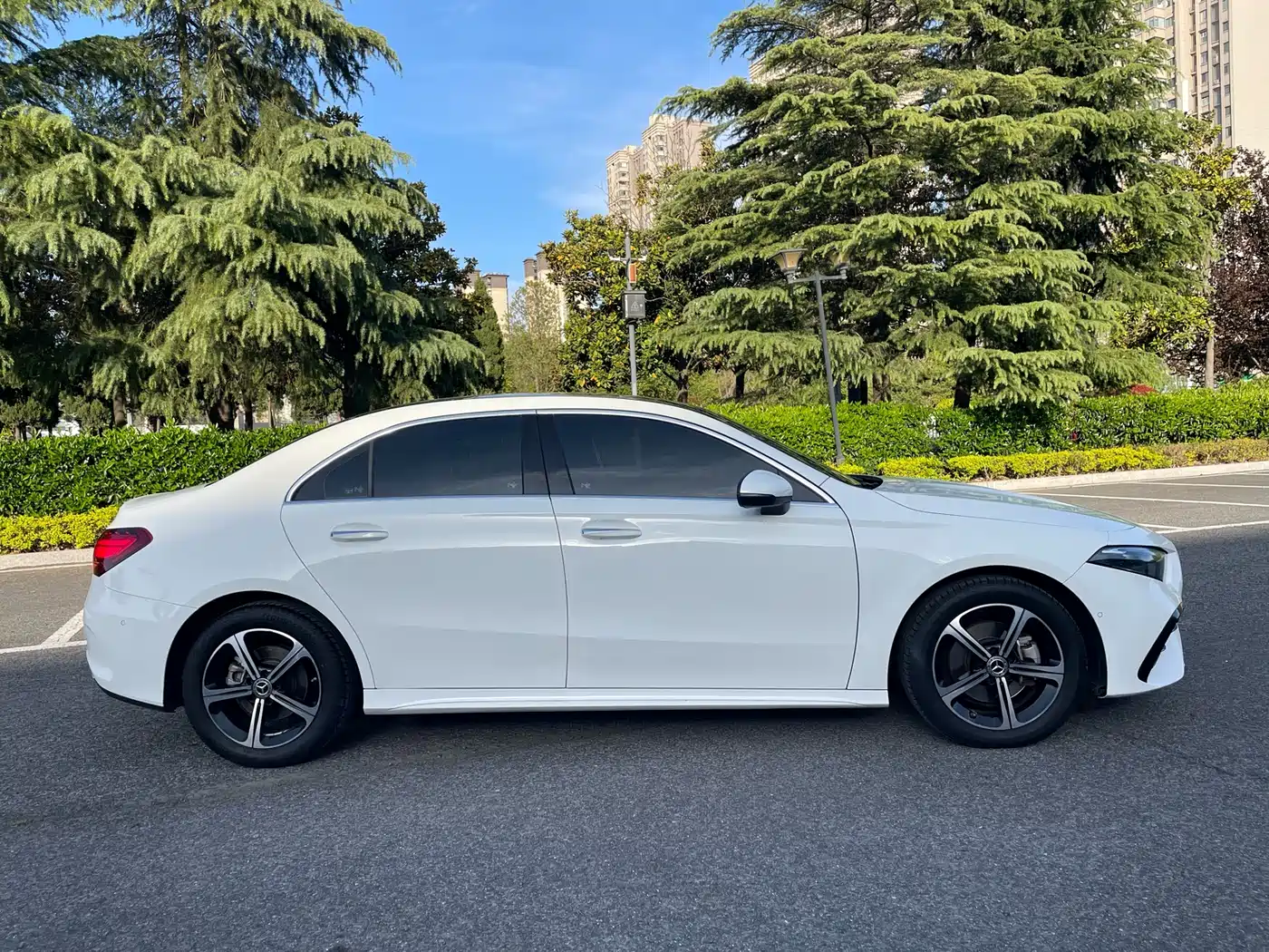 Mercedes-Benz A-Class 2023 A 200 L Fashion фото 3