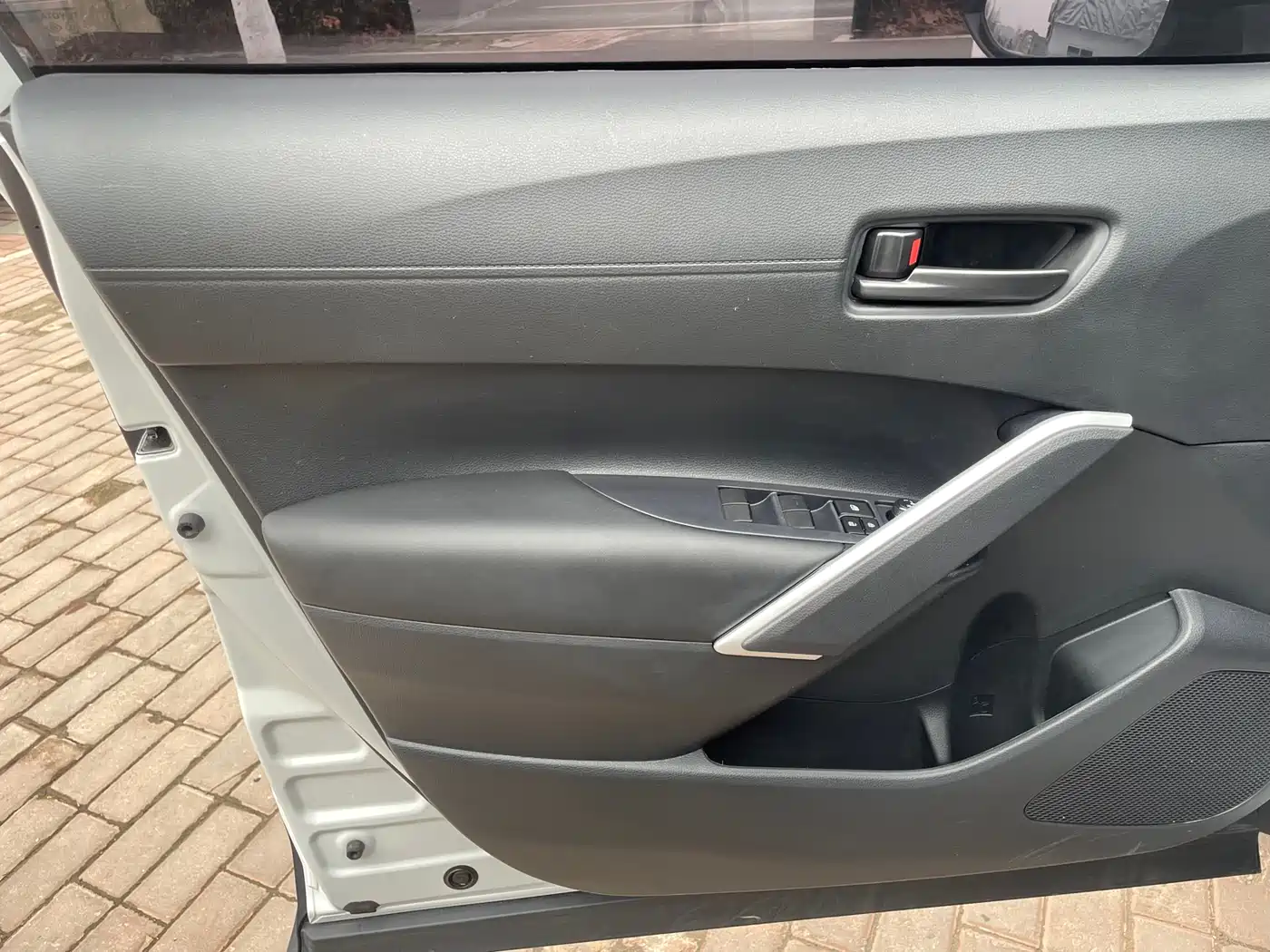 TOYOTA COROLLA SHARP AMPLIFIER