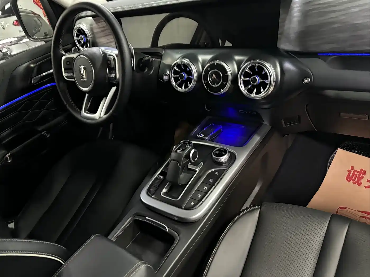 Tank 300 2023 Off-Road Edition 2.0T Challenger фото 7