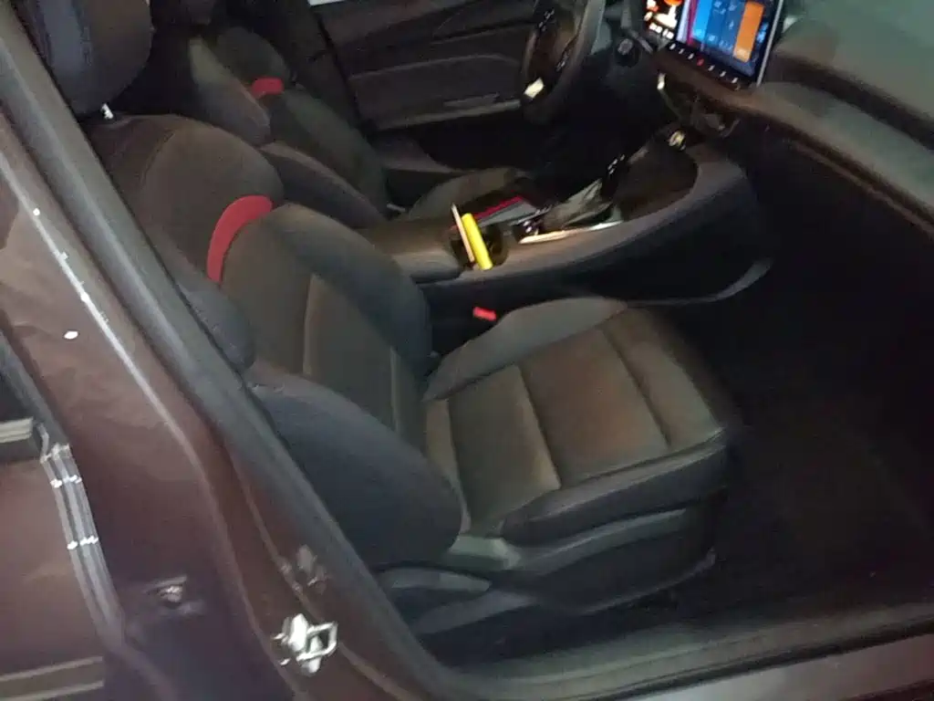MG MG5 2025 2025 180DVVT Global Luxury Edition