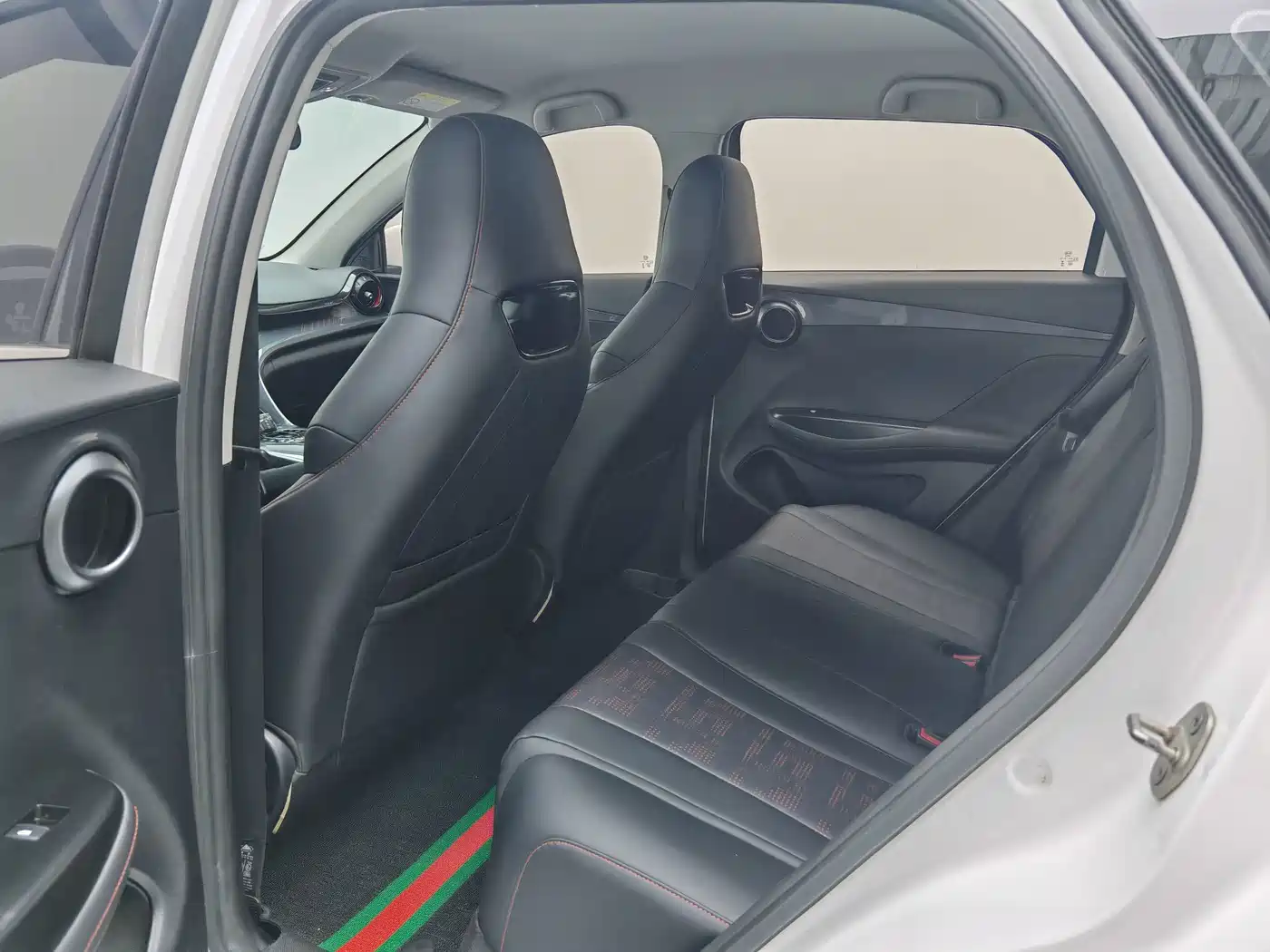 BYD e2 2023 2023 Luxury Model