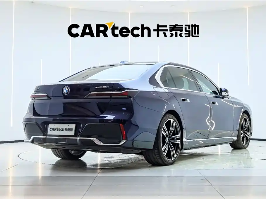 BMW i7 2023 Model xDrive60L M Sport Package фото 3