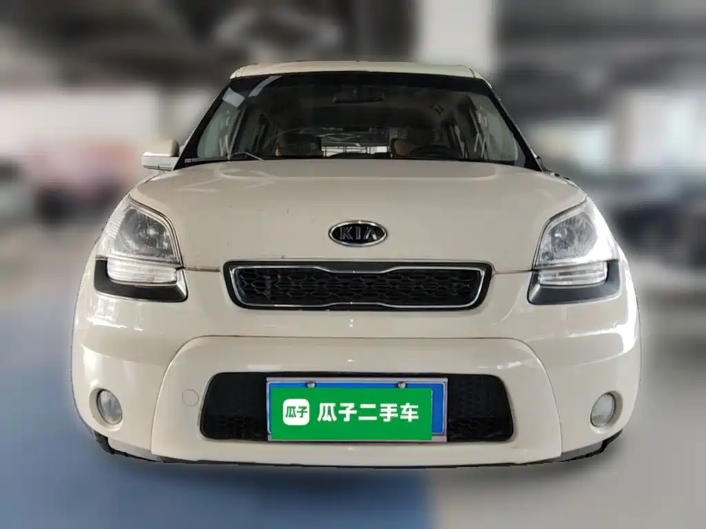 Kia Soul 2014 2013 1.6L AT Premium