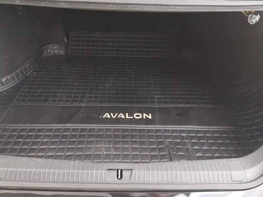 Toyota Avalon 2019 2.5L Touring Premium Edition China VI фото 4
