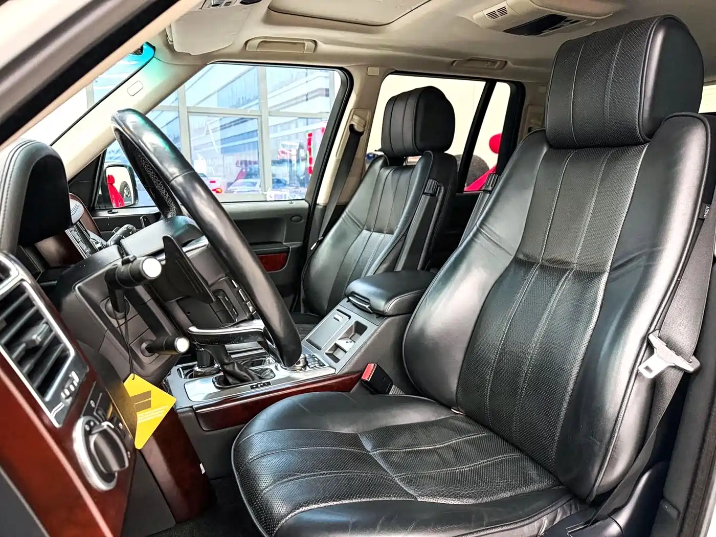Land Rover Range Rover 2011 5.0 SC V8 фото 7