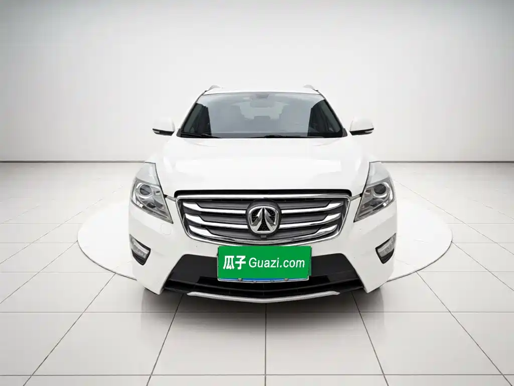 BAIC Weiwang S50 2016 2016 1.5T Manual LeDong Luxury