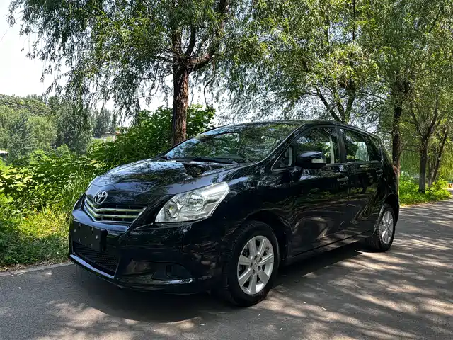 Toyota E'Z 2014 Xingyao 180E CVT Elite Multi-function — фото 1