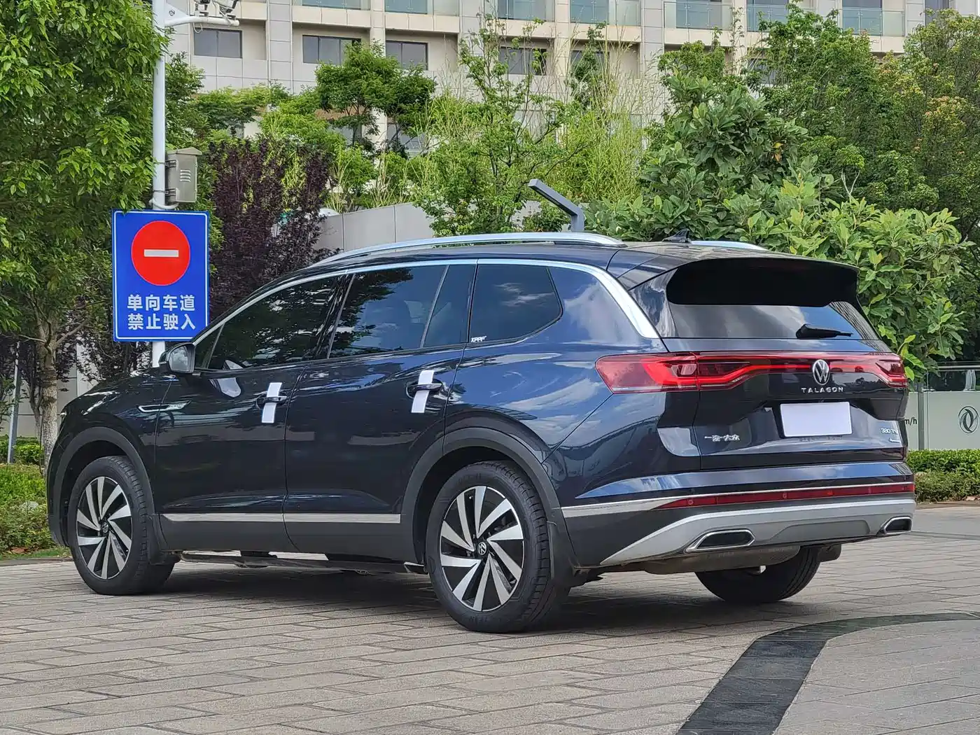 Volkswagen Talagon 2022 380TSI 4WD Luxury Premium Pro Edition 6-seater фото 7