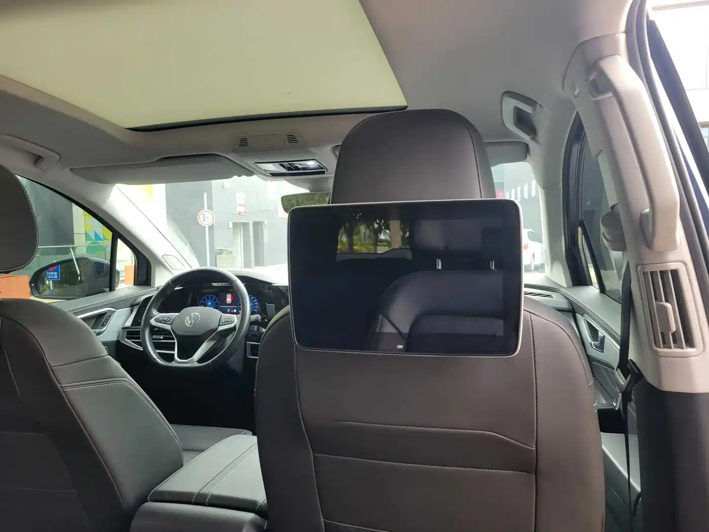 Volkswagen Talagon 2022 380TSI 4WD Luxury Premium Pro Edition 6-seater фото 27