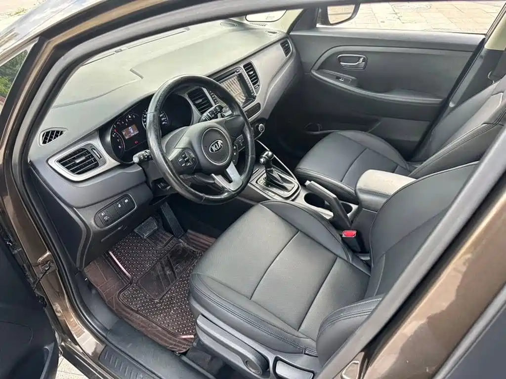 Kia Carens 2014 2013 2.0L 7-Seat Auto Standard China IV