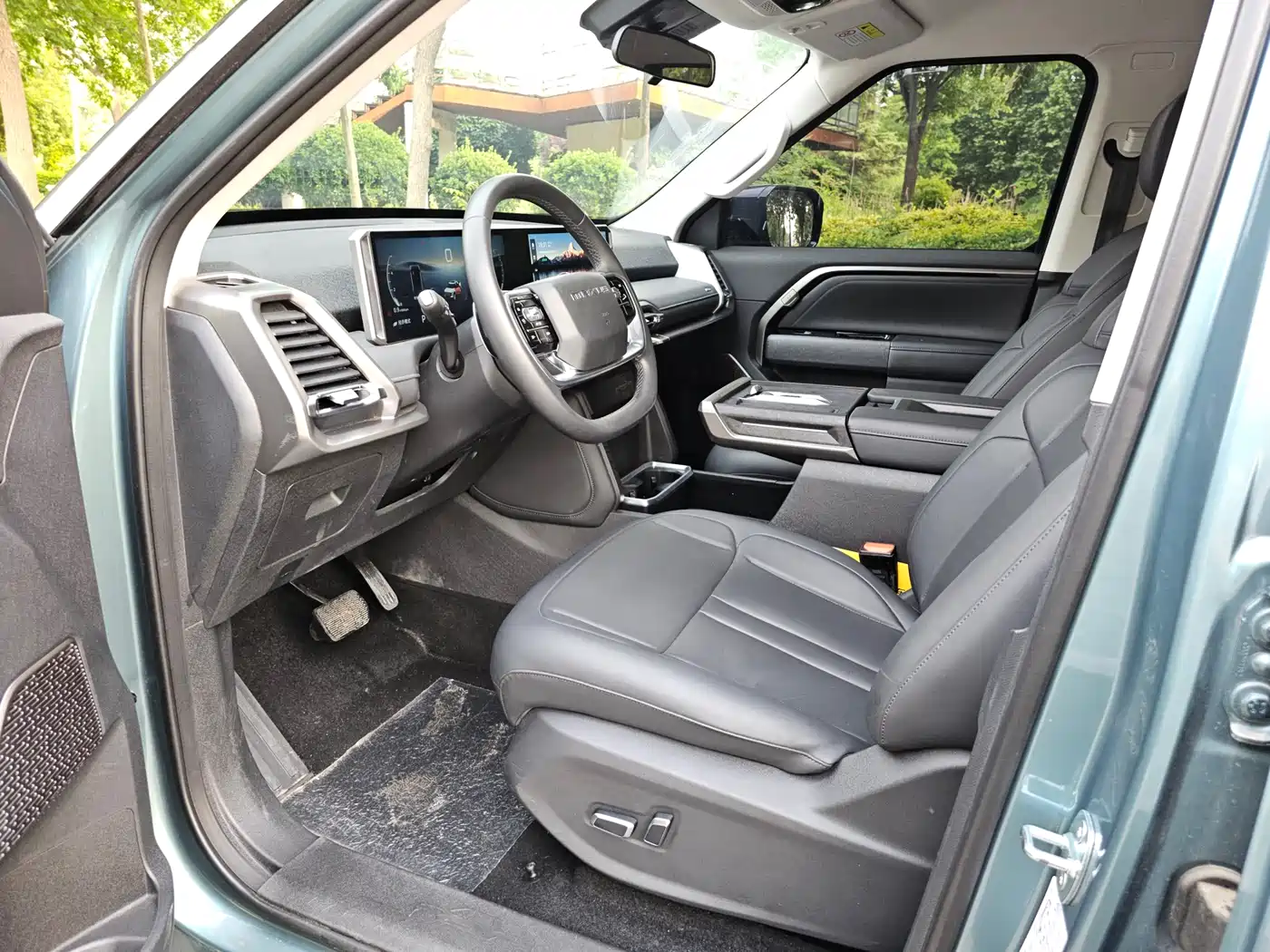 SAIC Maxus Interstellar X 2025 2.5T Luxury Edition фото 7