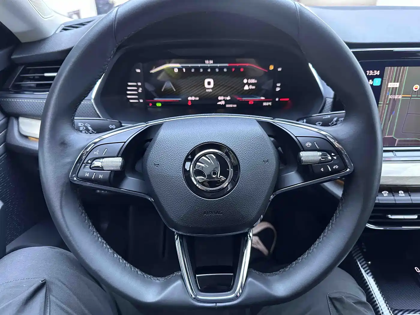 Škoda Octavia 2022 PRO TSI280 Luxury Edition фото 11
