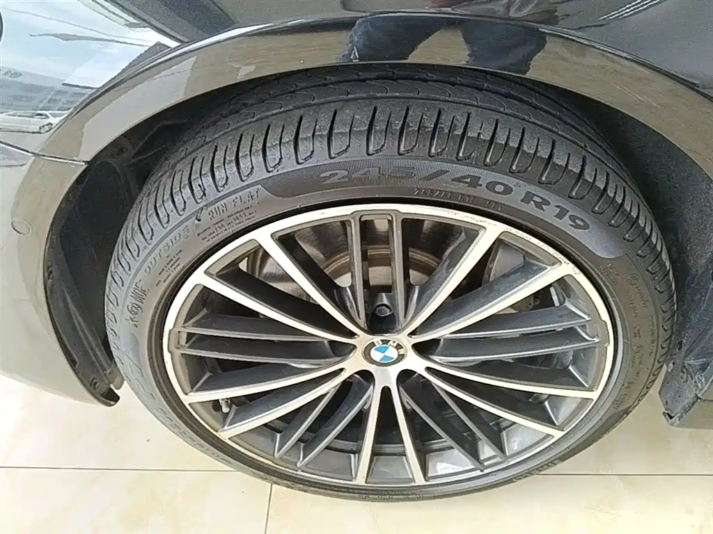 BMW 5 Series 2022 Facelift 530Li Leading M Sport Package фото 23
