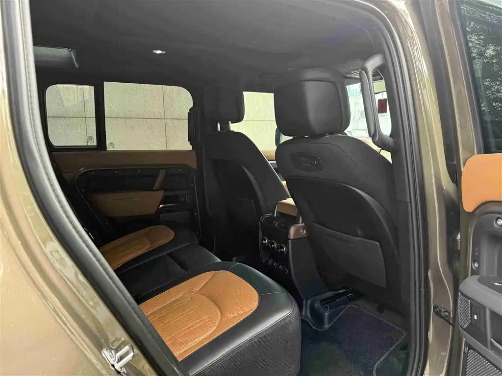 Land Rover Defender 2021 110 P400 X фото 11